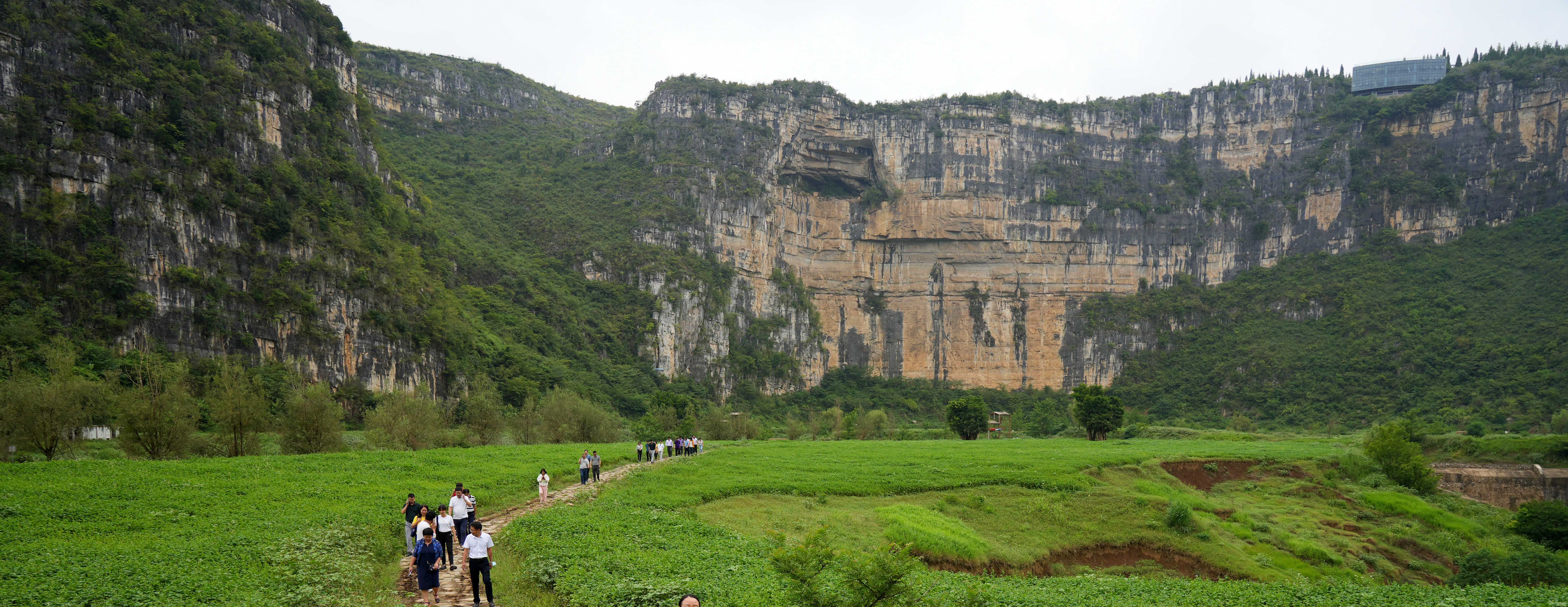 深度融合2025年游客预计同比增长约8%澳门新葡京网站惠州市助力黔西南州农文旅(图2) 深度融合2025年游客预计同比增长约8%澳门新葡京网站惠州市助力黔西南州农文旅(图2)